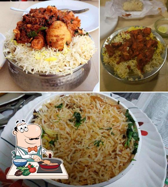 Chicken curry at Raja Ji Biryani