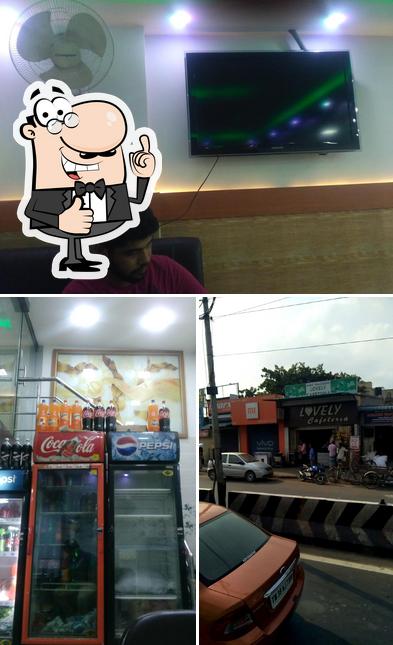 Here's a picture of Lovely Cafe