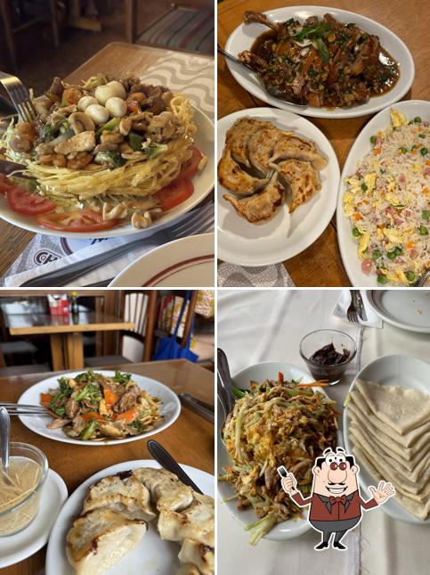 Comida em Restaurante Chon Kou