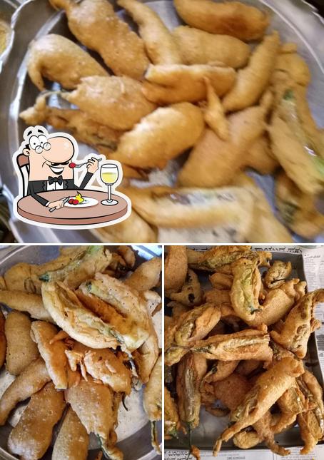 Food at Sundar Tea Stall