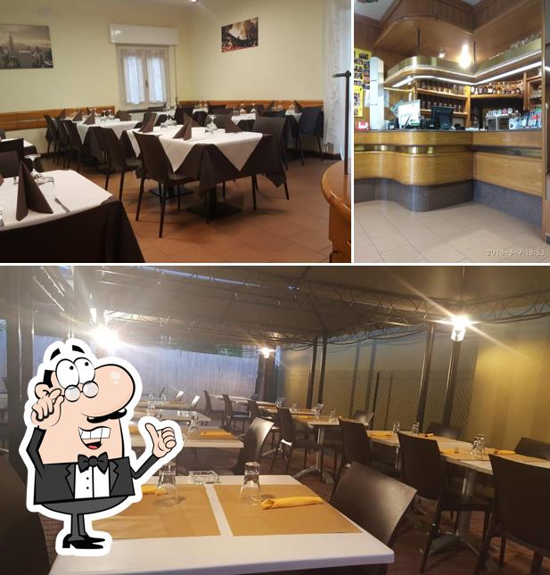 Siediti a un tavolo di Paradiso