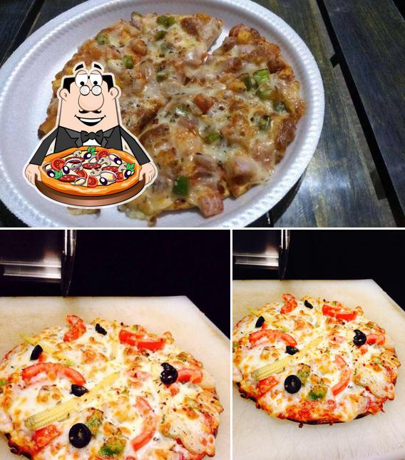 Pick pizza at Ice and Spice - RK Mall