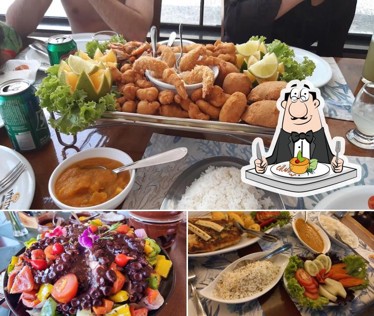 Comida em Restaurante Recanto do Mar