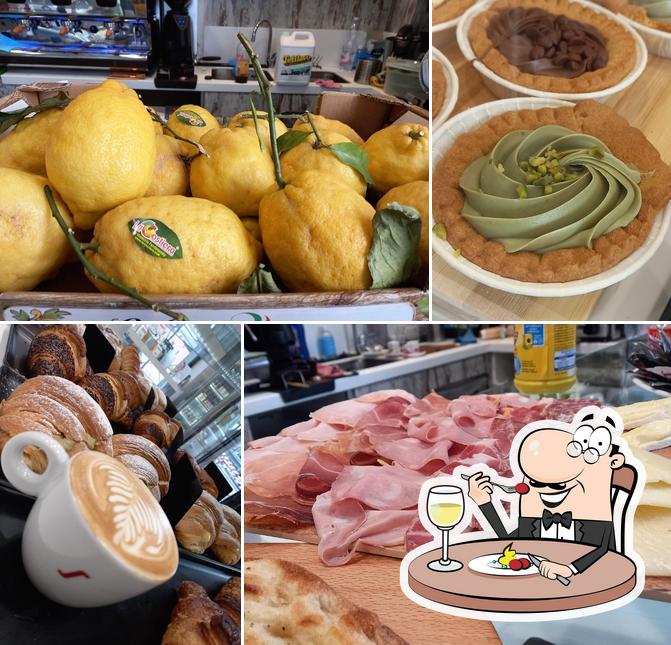 Platti al Bar Il solito del Conte