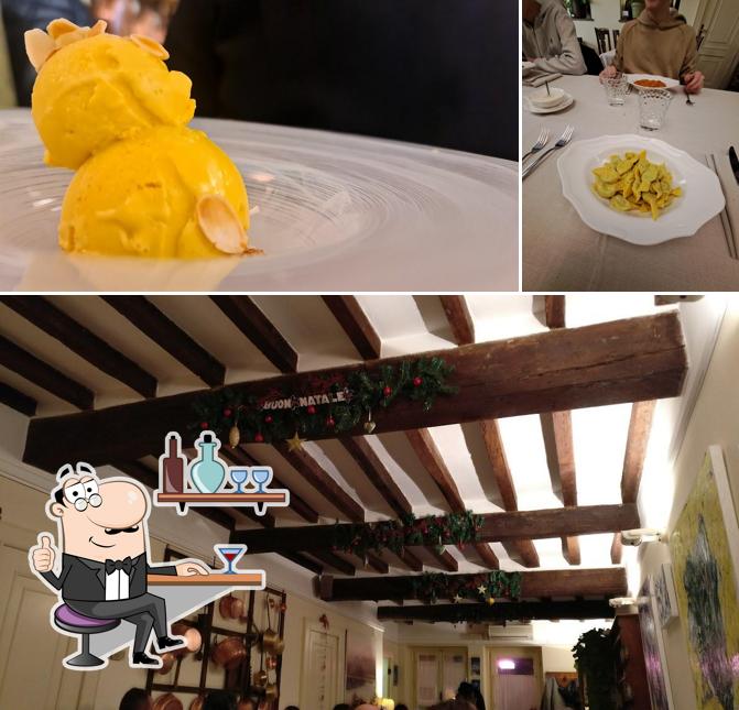 Gli interni di Osteria del Trentino