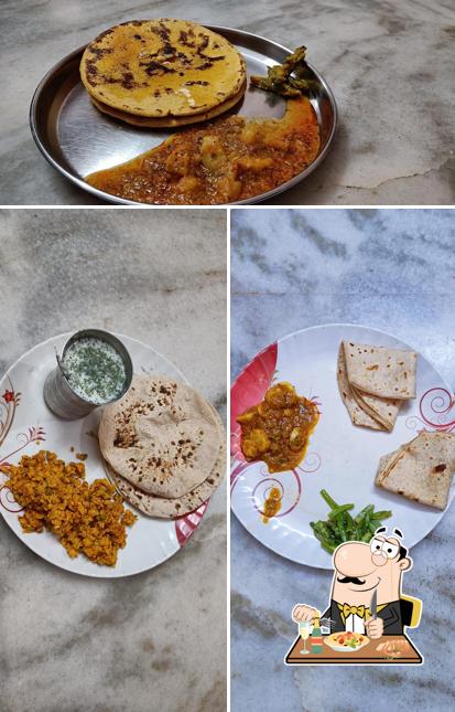 Meals at Jmd tiffin center