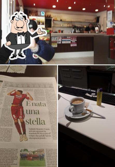 Gli interni di Caffè Trieste