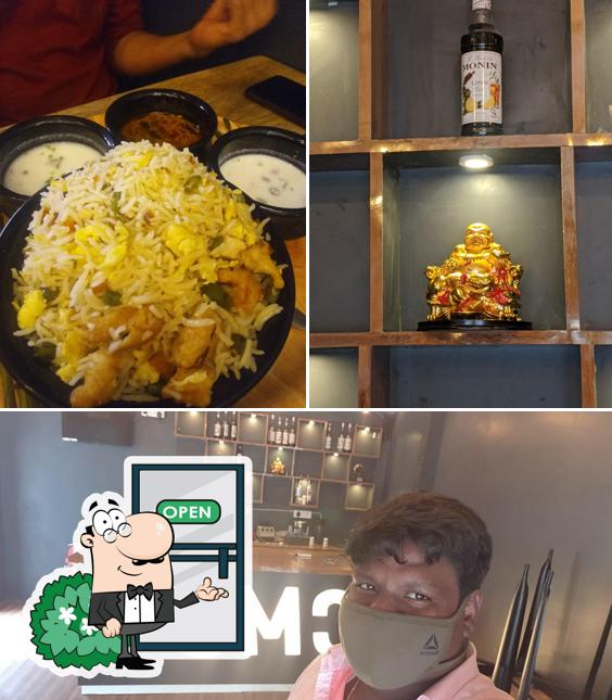 The exterior of Common man's cafe