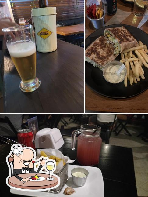 Comida em Rio´s Burguer e Cozinha