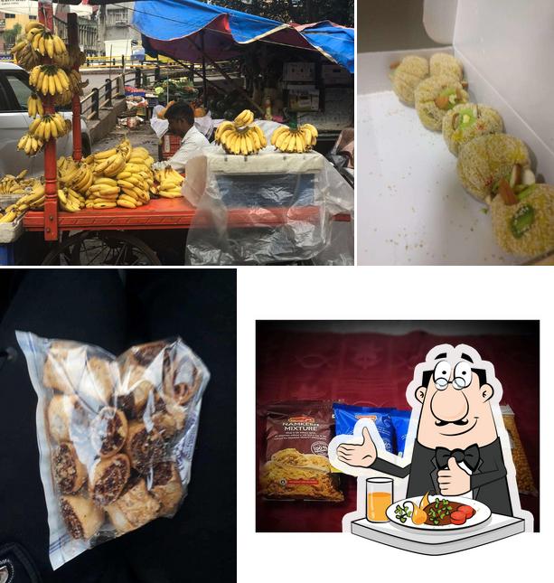 Food at Chitale Bandhu Mithaiwale