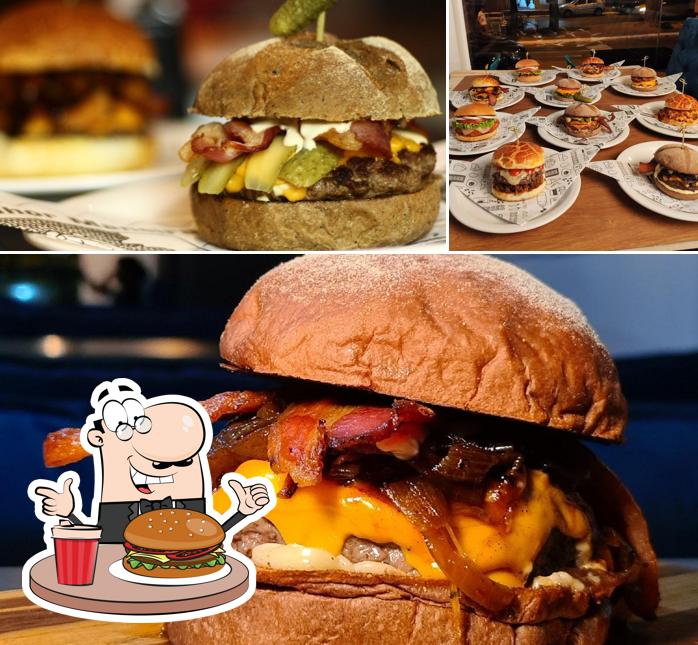 C.Burger - Hamburgueria em Planaltina serve uma variedade de opções para os amantes dos hambúrgueres