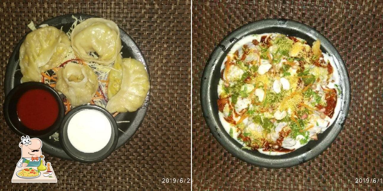 Food at Chaat Ka Chaska