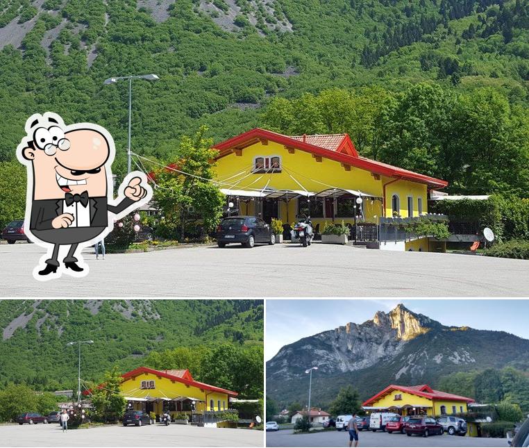 Gli esterni di La Buona Tavola