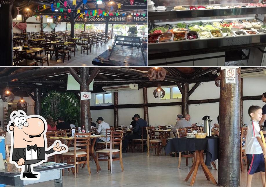 O interior do Restaurante Caravelas