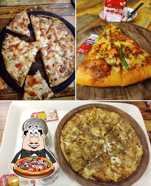 Pick pizza at Brunch Italino sakchi