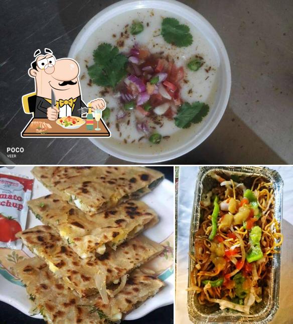 Pad thai at Red Chilliz