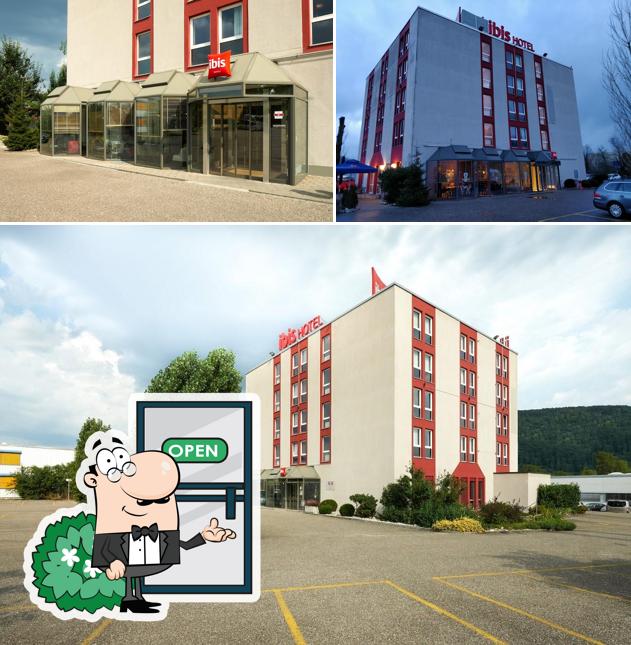 Gli esterni di Restaurant Charlie’s Corner