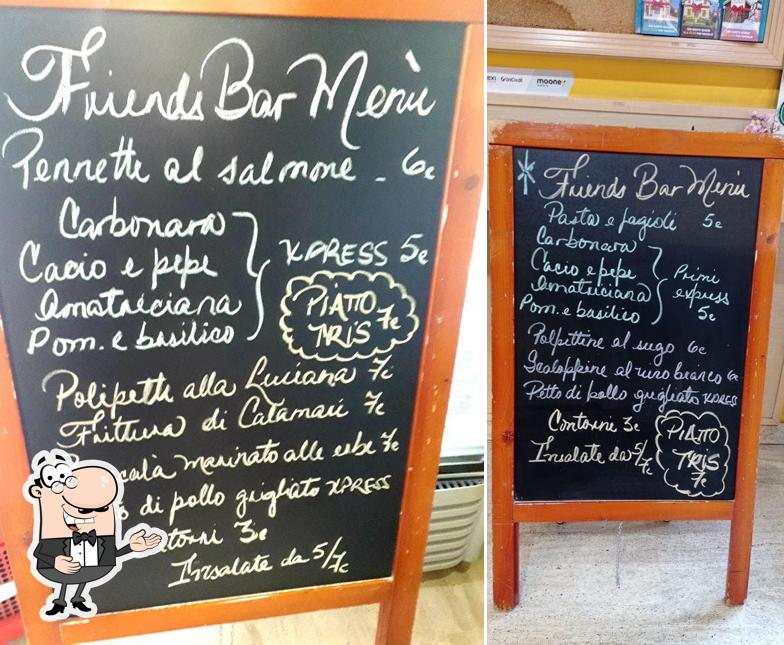 Voici une image de Friends Bar