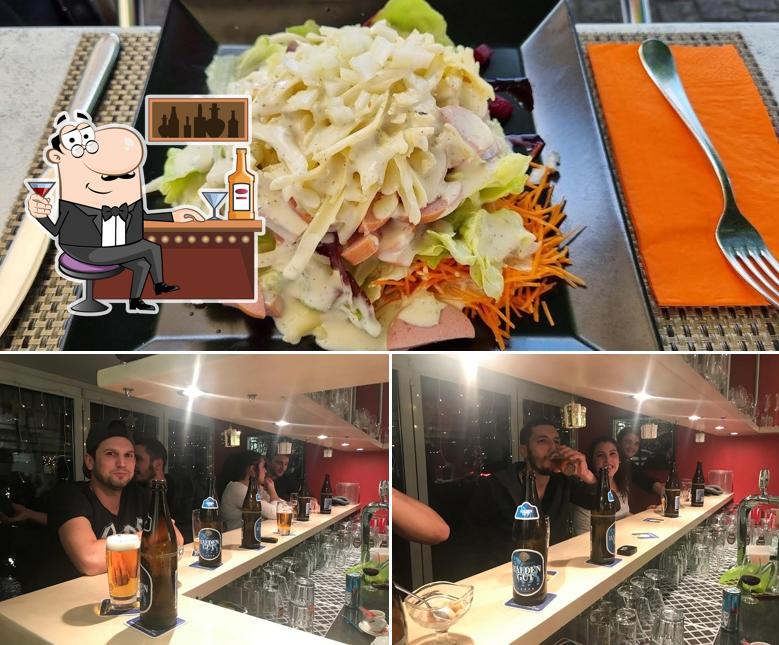 La immagine di bancone da bar e cibo da Schürhof