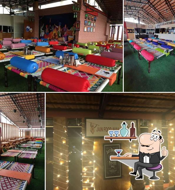 Check out how Kapoor's Cafe looks inside