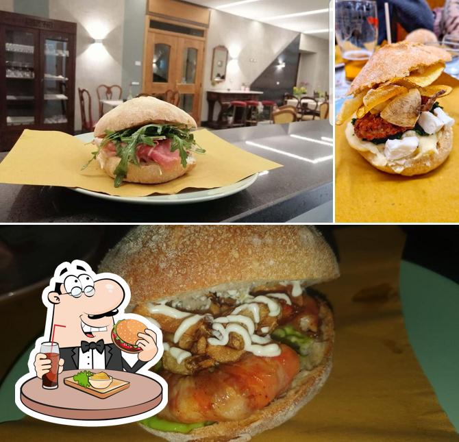 Prenditi un hamburger a Patù