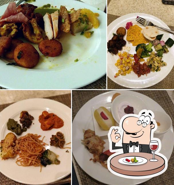 24/7 All Day Dining - The Lalit Chandigarh