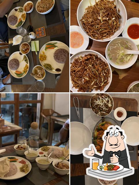 Pulled pork sandwich at YONG'S KITCHEN