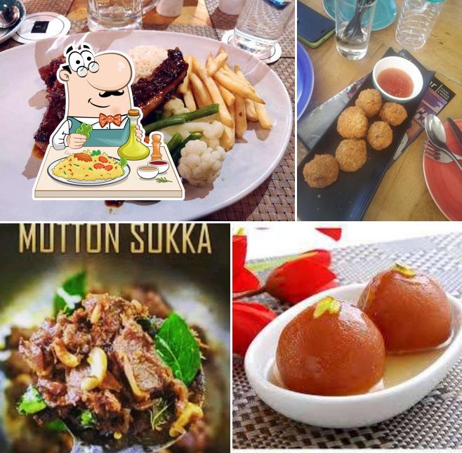 Food at the bazaar .. food, drinks & more