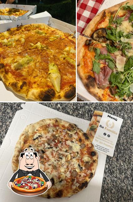 Scegli una pizza a Pizzeria Sa Familia