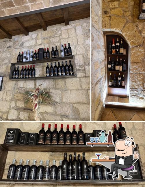 Dai un'occhiata agli interni di THERRA - Osteria e Carne al Fuoco