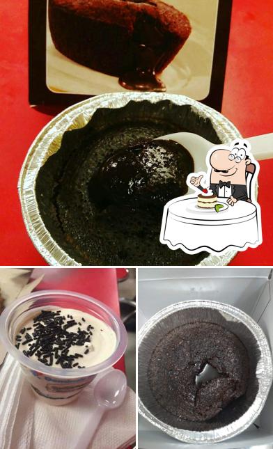 Domino's Pizza Phoenix United Mall, Lucknow serves a number of sweet dishes