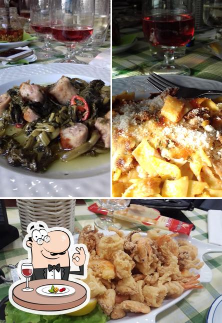 Cibo al Pizzeria D'asporto C’è Pizza Per Te