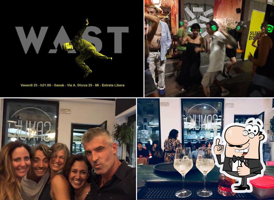 Vedi questa immagine di SANUK same same but different Milan