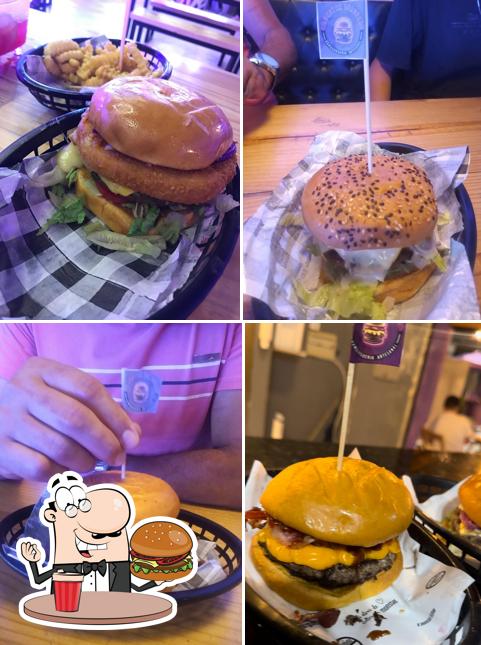 Consiga um hambúrguer no Monster Burguer Taubaté