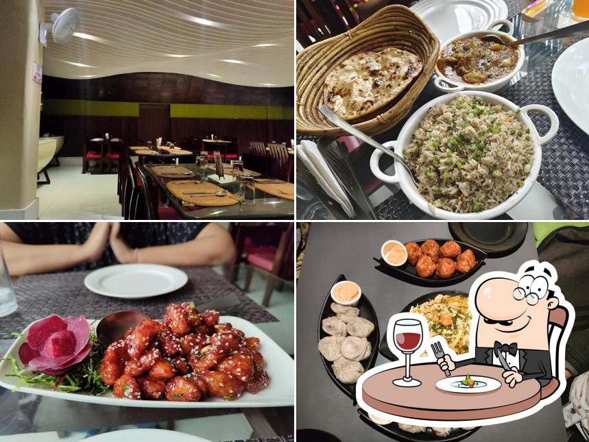 Food at 4 Seasons Restaurant