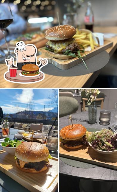 Prova un hamburger a Riverside Bistro