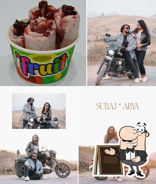 The exterior of Niky's Creation