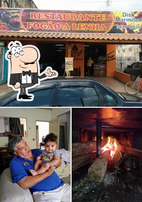 A ilustração da interior e exterior a Restaurante Fogão À Lenha