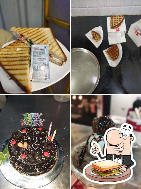 Grilled cheese sandwich at Cream & Fudge