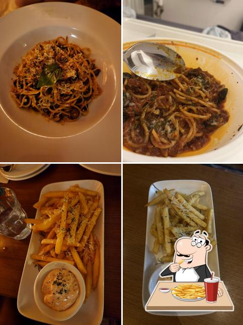 French fries at Woodside Inn - Bandra