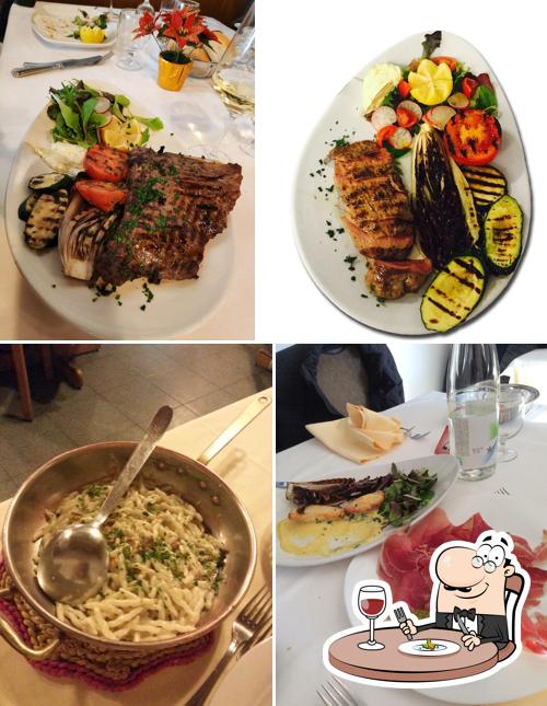 Platti al Ristorante Pizzeria Alla Pergola