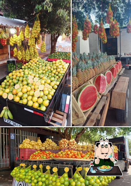 Comida em Quitanda Da FRUTA