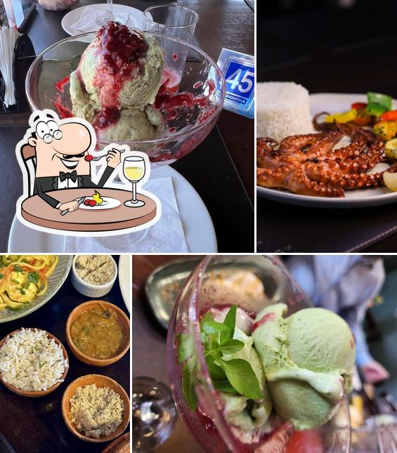 Comida em Restaurante Raizes