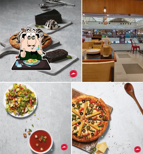 Meals at Pizza Hut Dombivli East, Thane