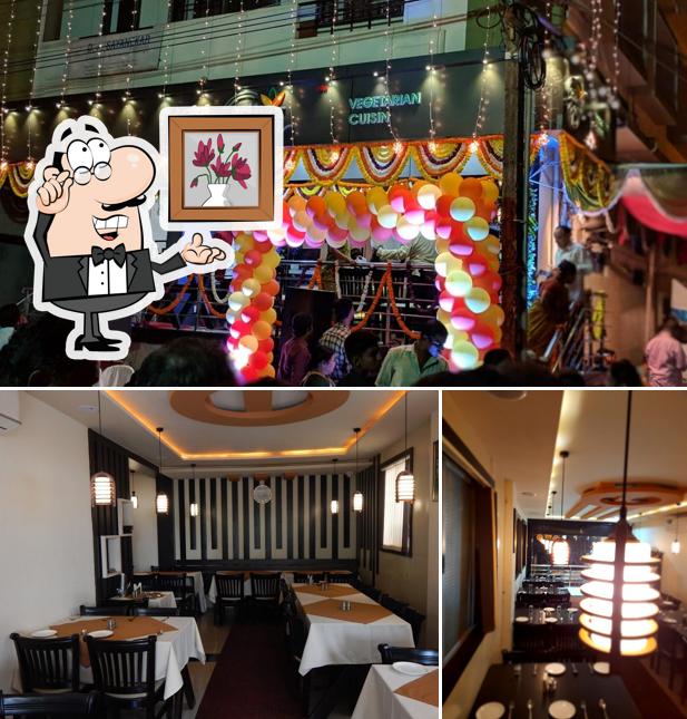 Check out how SILVER SPOON looks inside