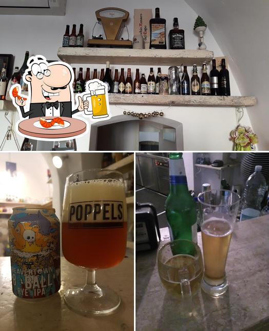 Puoi prenderti un rinfrescante bicchiere di birra chiara o scura