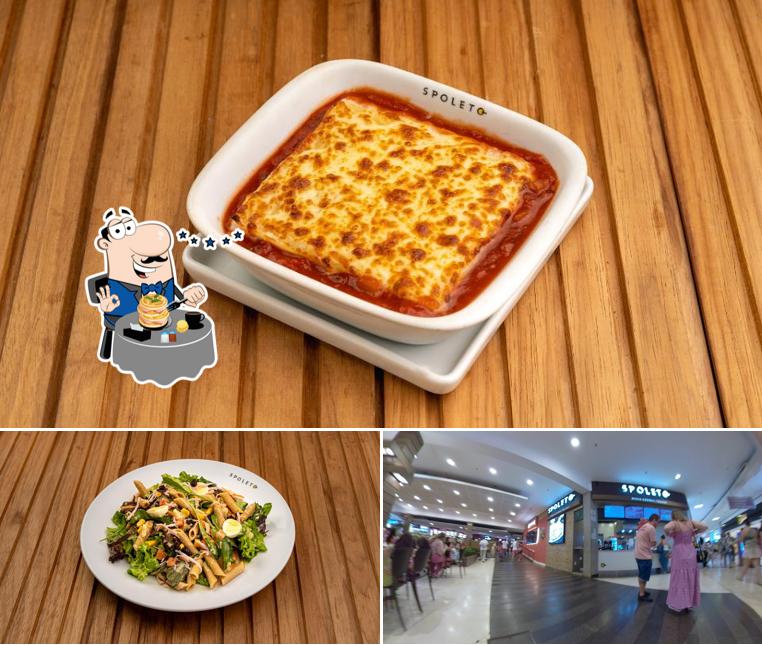 A foto da comida e interior no Restaurante Spoleto