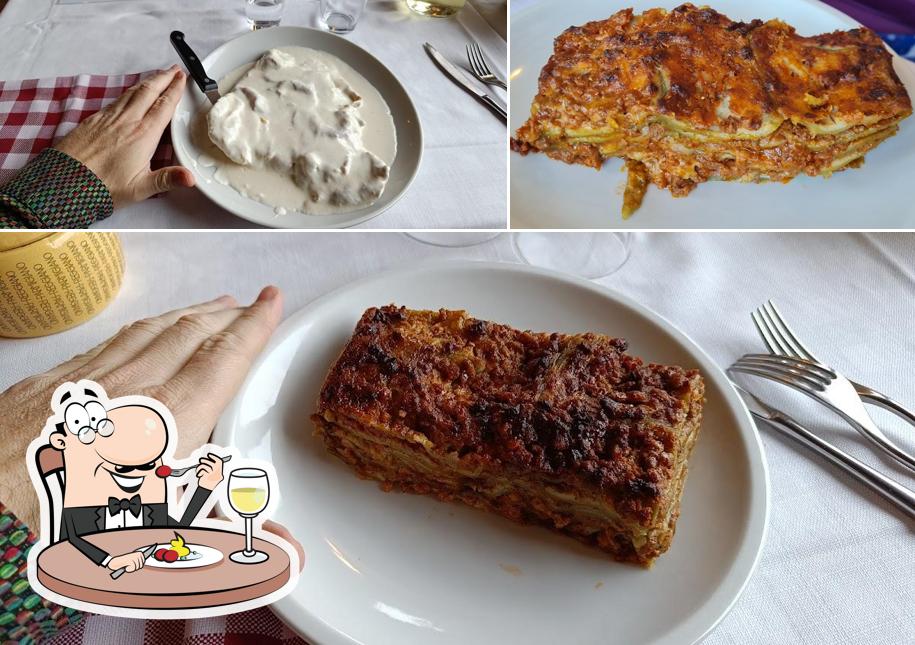 Cibo al Trattoria Re Di Coppe Pizzeria