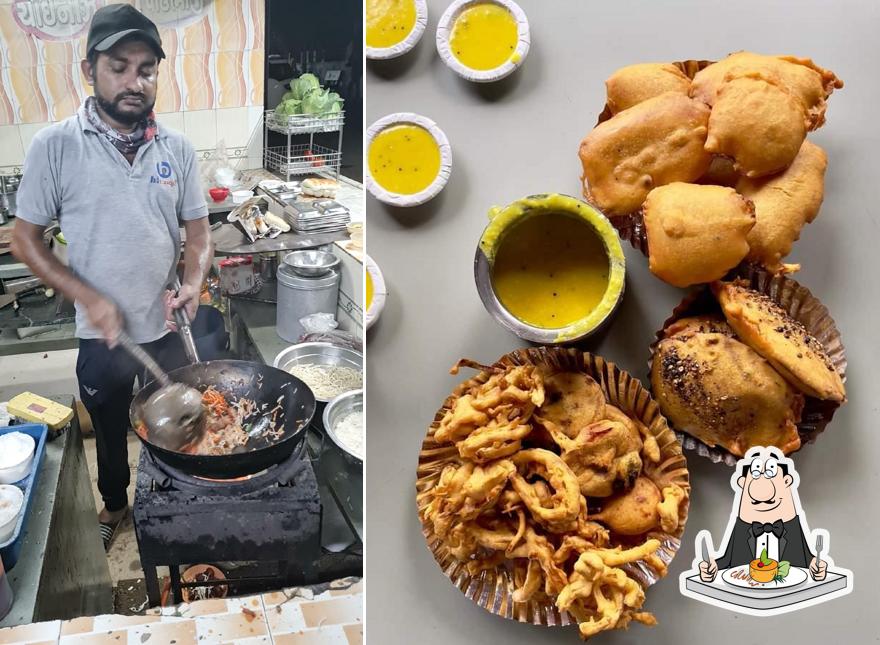 Meals at Kartik Bhajiya Center