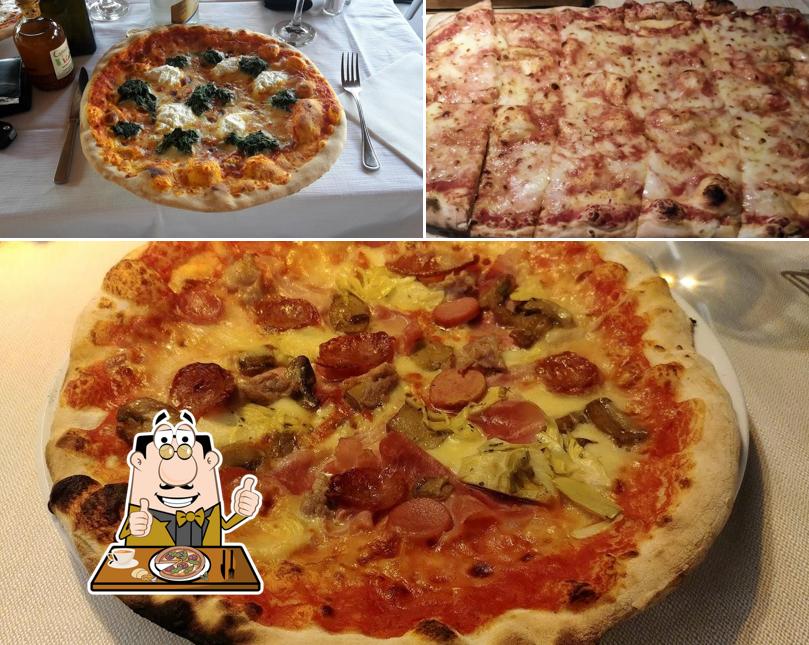 Scegli una pizza a Ristorante Pizzeria Dalmata